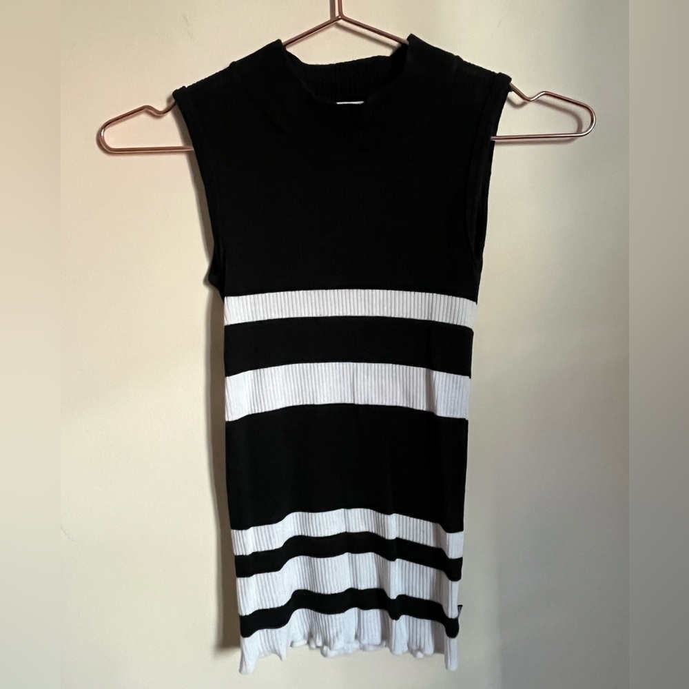 Excellent Used Condition - Vintage GUESS Striped High Neck Tank Top - Size S/M